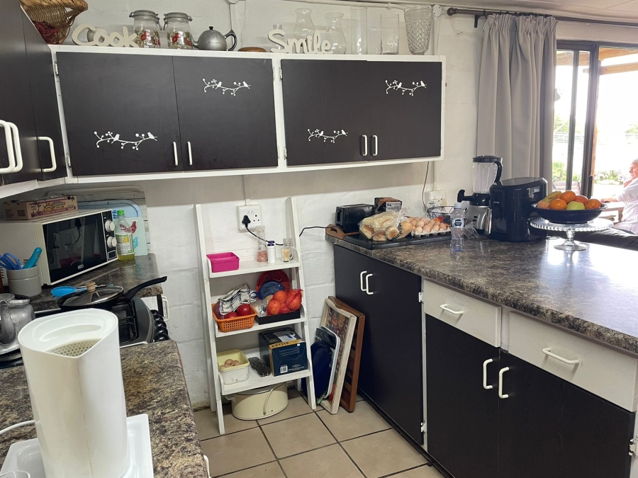 2 Bedroom Property for Sale in Bathurst Eastern Cape